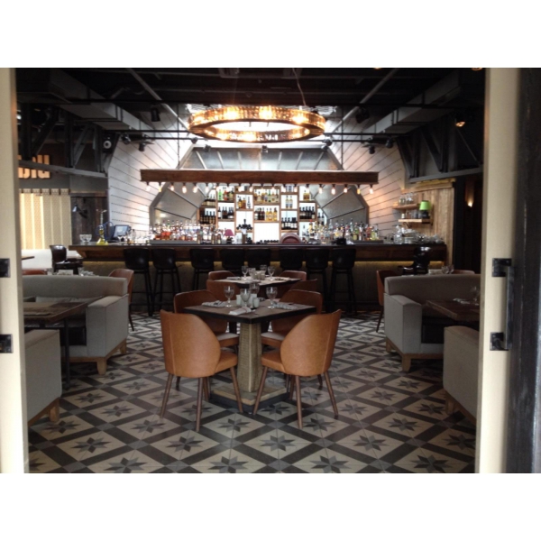 Ресторанный сервис бронирования столиков menu-rest.com - Интерьер ресторана "Пилпили"