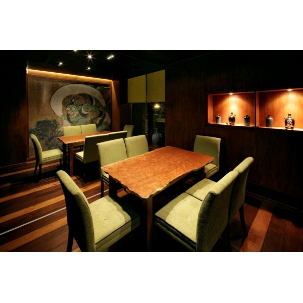 Ресторанный сервис бронирования столиков menu-rest.com - Интерьер ресторана "Макото"