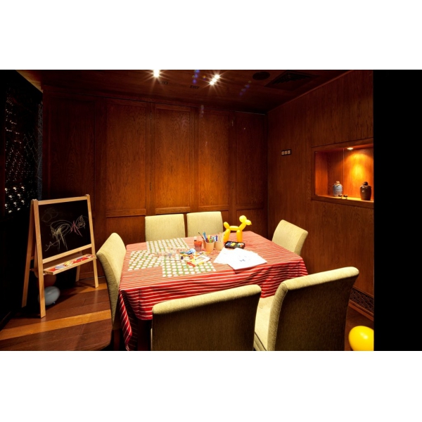 Ресторанный сервис бронирования столиков menu-rest.com - Интерьер ресторана "Макото"