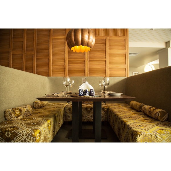 Ресторанный сервис бронирования столиков menu-rest.com - Интерьер ресторана "Изюм"