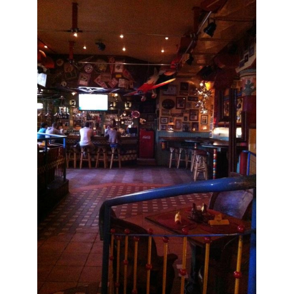 Ресторанный сервис бронирования столиков menu-rest.com - Интерьер ресторана "Papa Joe`s"