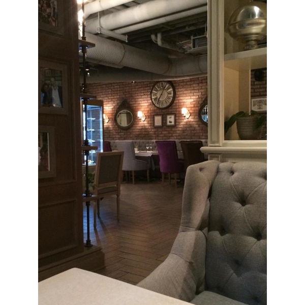 Ресторанный сервис бронирования столиков menu-rest.com - Интерьер ресторана "Largo"