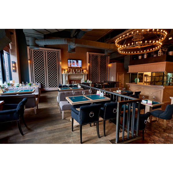 Ресторанный сервис бронирования столиков menu-rest.com - Интерьер ресторана "Friends & Family"