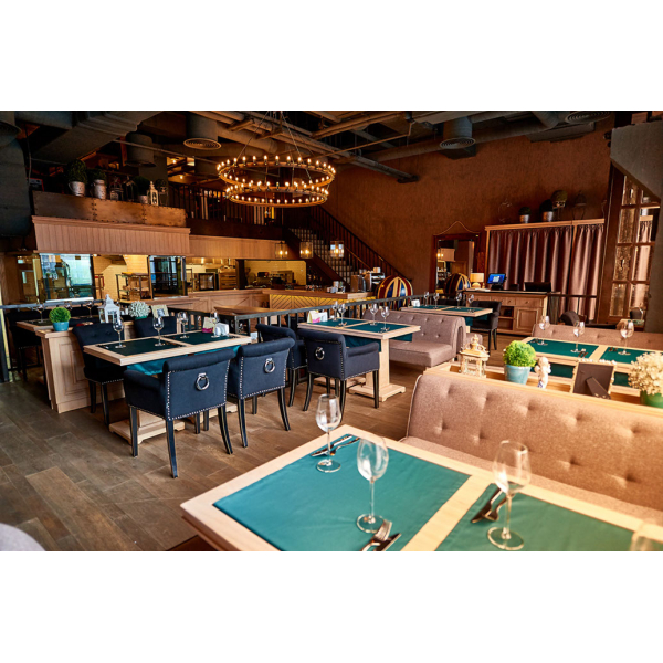 Ресторанный сервис бронирования столиков menu-rest.com - Интерьер ресторана "Friends & Family"