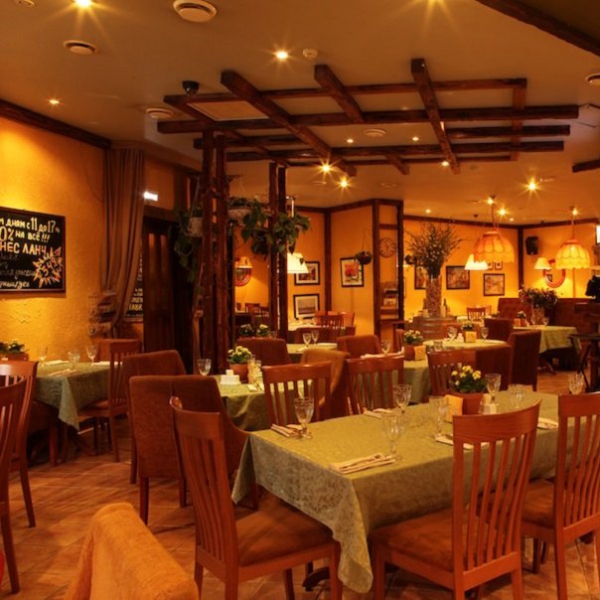 Ресторанный сервис бронирования столиков menu-rest.com - Интерьер ресторана "ИТАЛОНИЯ"