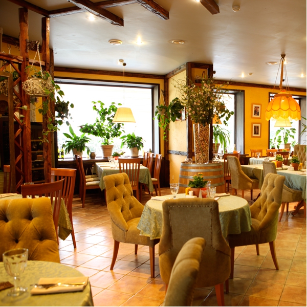 Ресторанный сервис бронирования столиков menu-rest.com - Интерьер ресторана "ИТАЛОНИЯ"