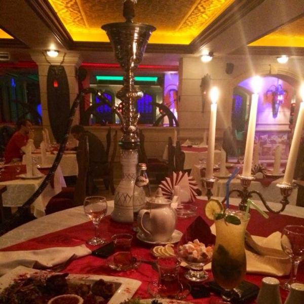 Ресторанный сервис бронирования столиков menu-rest.com - Интерьер ресторана "Огни Баку"