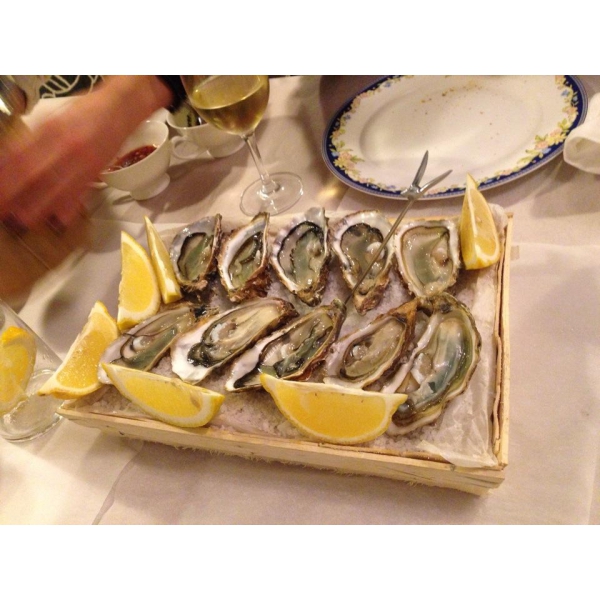 Ресторанный сервис бронирования столиков menu-rest.com - Интерьер ресторана "Rico"