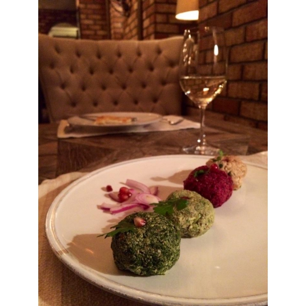 Ресторанный сервис бронирования столиков menu-rest.com - Интерьер ресторана "Тифлисский Дворик"