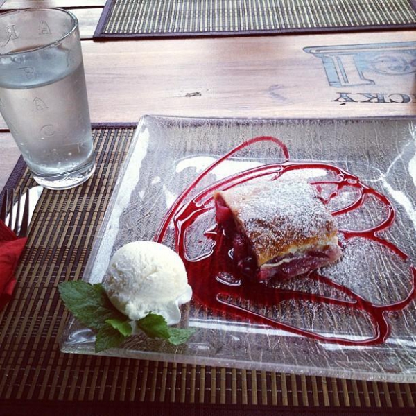 Ресторанный сервис бронирования столиков menu-rest.com - Интерьер ресторана "Альпен Хофф"