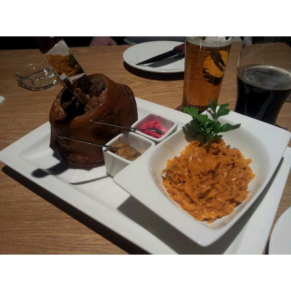 Ресторанный сервис бронирования столиков menu-rest.com - Интерьер ресторана "Брудер"