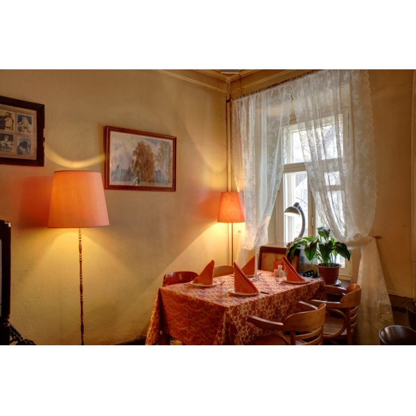 Ресторанный сервис бронирования столиков menu-rest.com - Интерьер ресторана "Дача на Покровке"