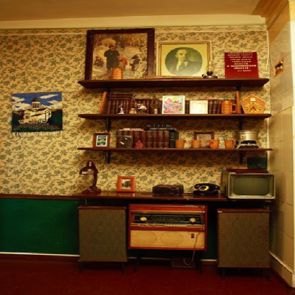 Ресторанный сервис бронирования столиков menu-rest.com - Интерьер ресторана "Дача на Покровке"