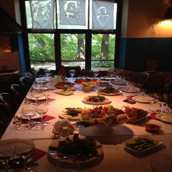 Ресторанный сервис бронирования столиков menu-rest.com - Интерьер ресторана "Мадам Галифе"