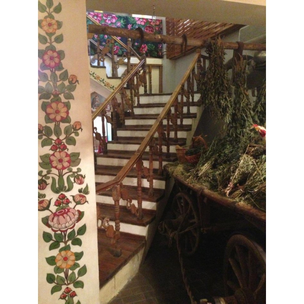 Ресторанный сервис бронирования столиков menu-rest.com - Интерьер ресторана "Вечера на хуторе"