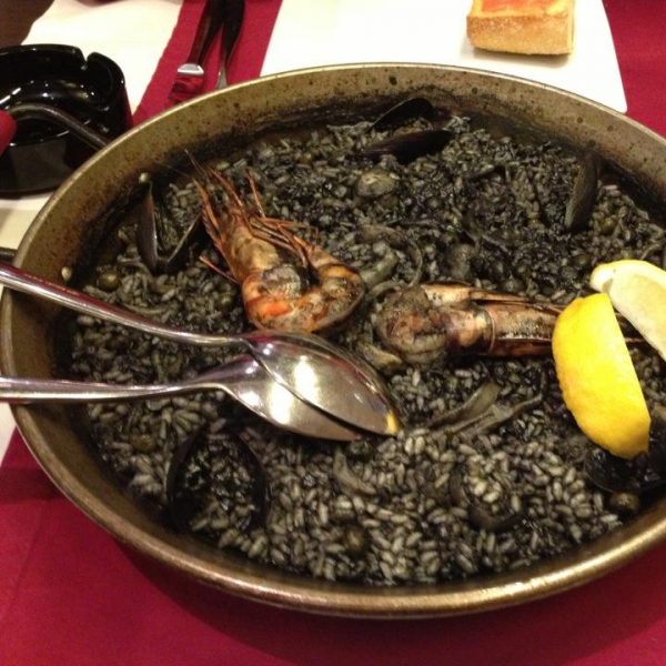 Ресторанный сервис бронирования столиков menu-rest.com - Интерьер ресторана "Lizarran"