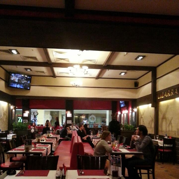 Ресторанный сервис бронирования столиков menu-rest.com - Интерьер ресторана "Lizarran"