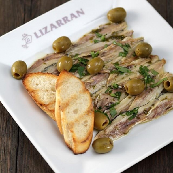 Ресторанный сервис бронирования столиков menu-rest.com - Интерьер ресторана "Lizarran"