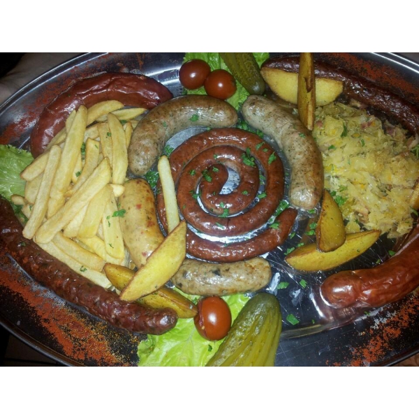 Ресторанный сервис бронирования столиков menu-rest.com - Интерьер ресторана "Хмельбург"