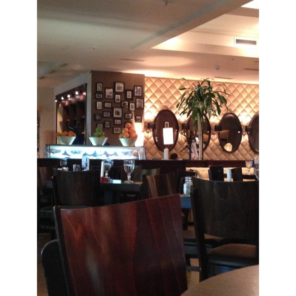 Ресторанный сервис бронирования столиков menu-rest.com - Интерьер ресторана "Bora Bora Cafe"