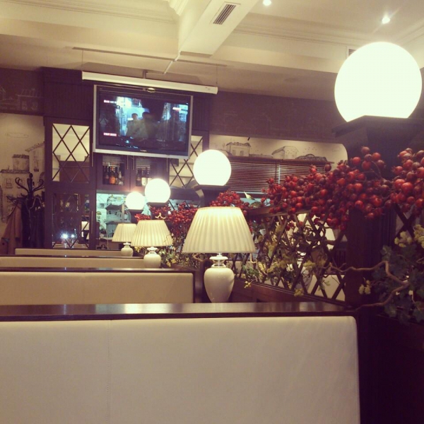 Ресторанный сервис бронирования столиков menu-rest.com - Интерьер ресторана "Bora Bora Cafe"