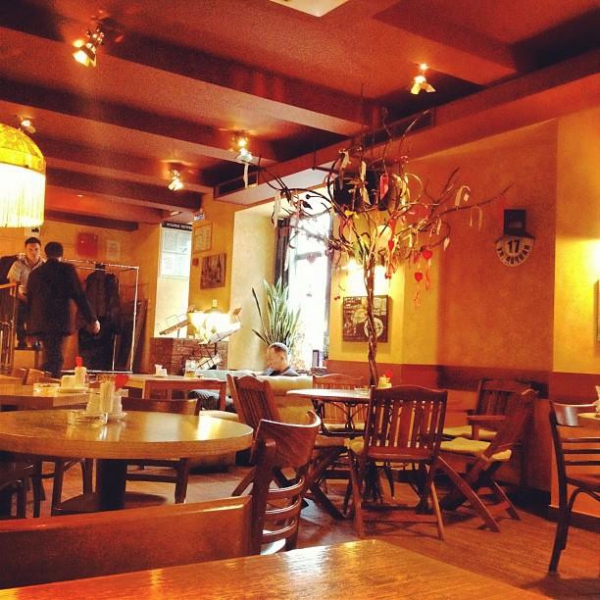 Ресторанный сервис бронирования столиков menu-rest.com - Интерьер ресторана "Образ жизни"