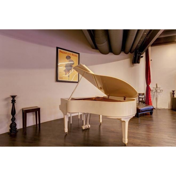 Ресторанный сервис бронирования столиков menu-rest.com - Интерьер ресторана "Октябрь Event Hall"