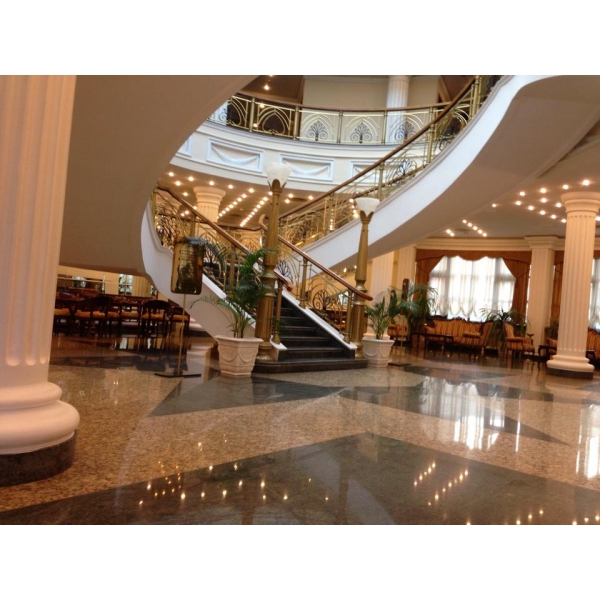 Ресторанный сервис бронирования столиков menu-rest.com - Интерьер ресторана "Империал Парк Отель & SPA"