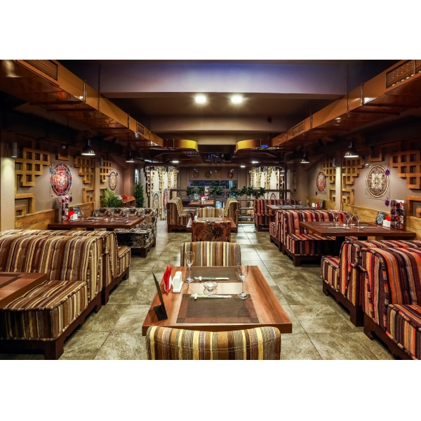 Ресторанный сервис бронирования столиков menu-rest.com - Интерьер ресторана "Aura"