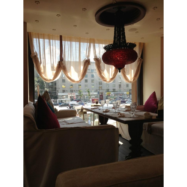 Ресторанный сервис бронирования столиков menu-rest.com - Интерьер ресторана "Коллекция food & chillout"