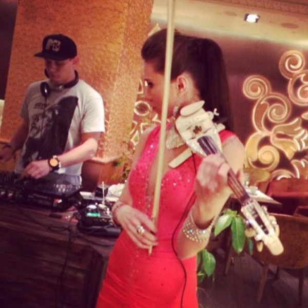 Ресторанный сервис бронирования столиков menu-rest.com - Интерьер ресторана "Коллекция food & chillout"