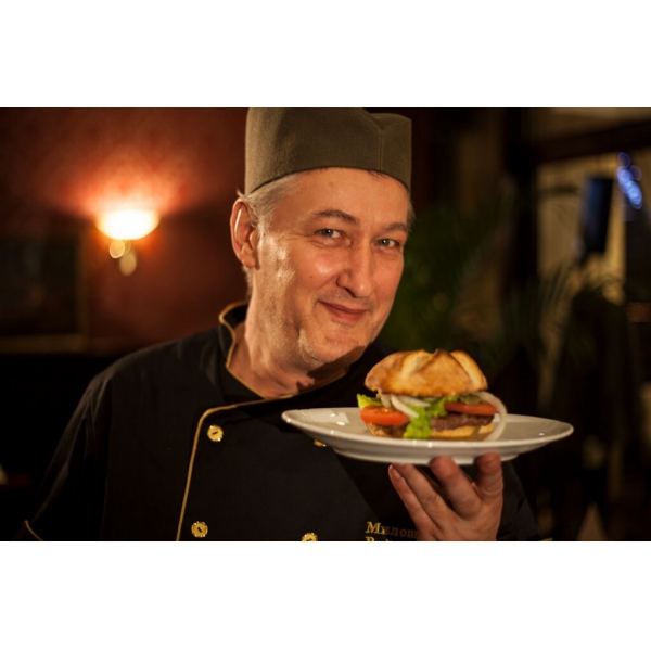 Ресторанный сервис бронирования столиков menu-rest.com - Интерьер ресторана "Югос"