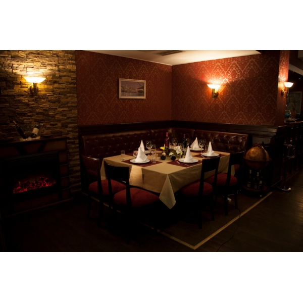 Ресторанный сервис бронирования столиков menu-rest.com - Интерьер ресторана "Югос"