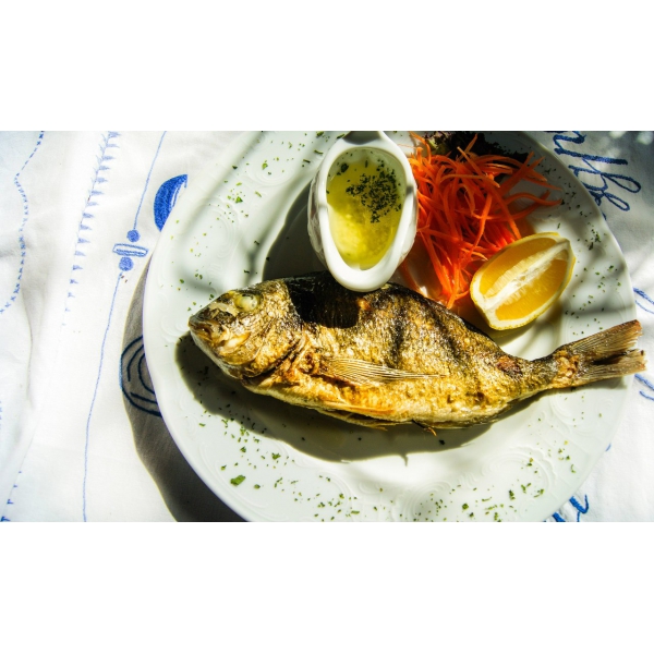 Ресторанный сервис бронирования столиков menu-rest.com - Интерьер ресторана "Югос"