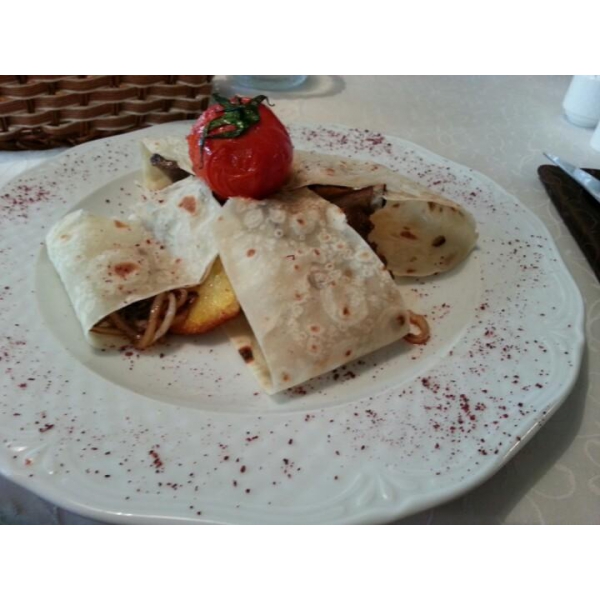 Ресторанный сервис бронирования столиков menu-rest.com - Интерьер ресторана "Баку Сити"