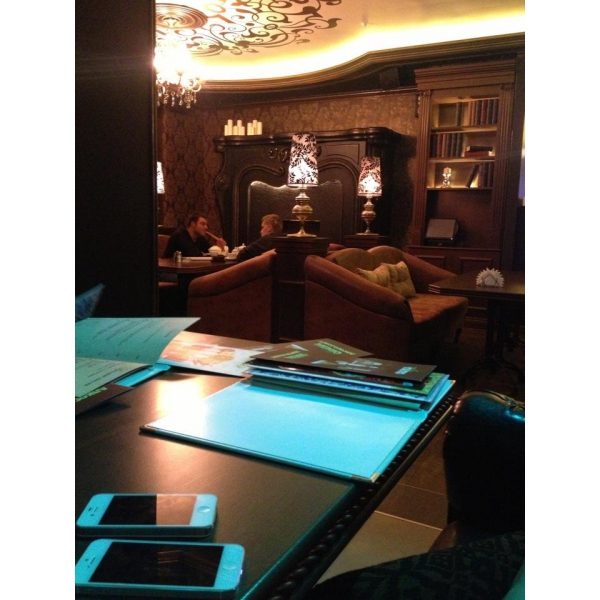 Ресторанный сервис бронирования столиков menu-rest.com - Интерьер ресторана "Скаzка bar"