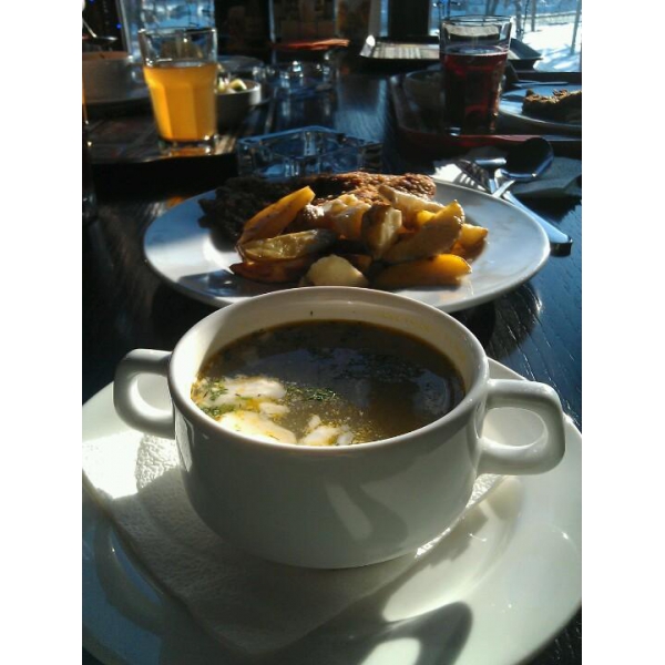 Ресторанный сервис бронирования столиков menu-rest.com - Интерьер ресторана "Вилладж Паб"