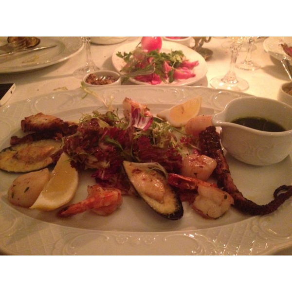 Ресторанный сервис бронирования столиков menu-rest.com - Интерьер ресторана "Люсьен"