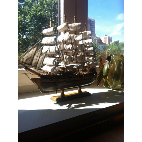 Ресторанный сервис бронирования столиков menu-rest.com - Интерьер ресторана "Филимонова и Янкель"