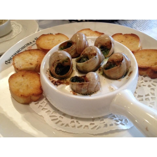 Ресторанный сервис бронирования столиков menu-rest.com - Интерьер ресторана "Филимонова и Янкель"