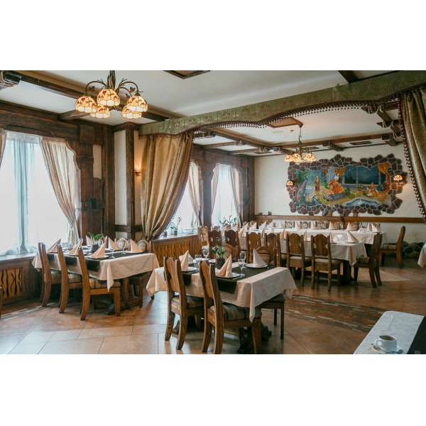 Ресторанный сервис бронирования столиков menu-rest.com - Интерьер ресторана "Шахин-Шах"