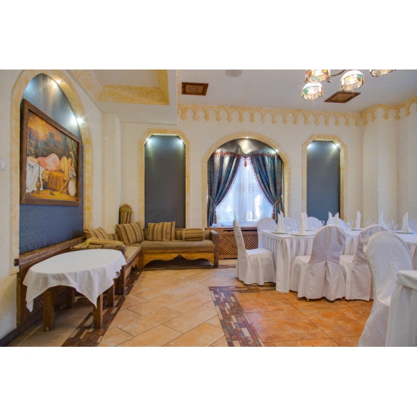 Ресторанный сервис бронирования столиков menu-rest.com - Интерьер ресторана "Шахин-Шах"