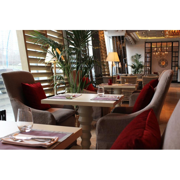 Ресторанный сервис бронирования столиков menu-rest.com - Интерьер ресторана "Seasons"