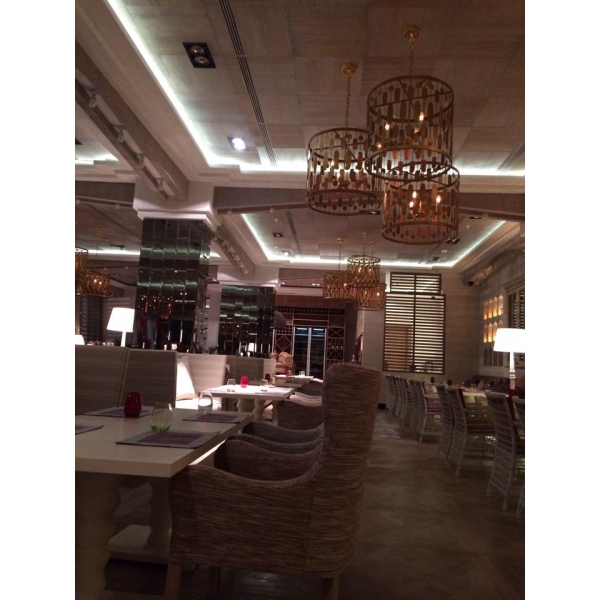 Ресторанный сервис бронирования столиков menu-rest.com - Интерьер ресторана "Seasons"