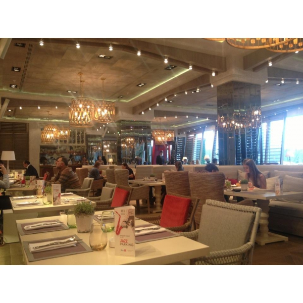 Ресторанный сервис бронирования столиков menu-rest.com - Интерьер ресторана "Seasons"