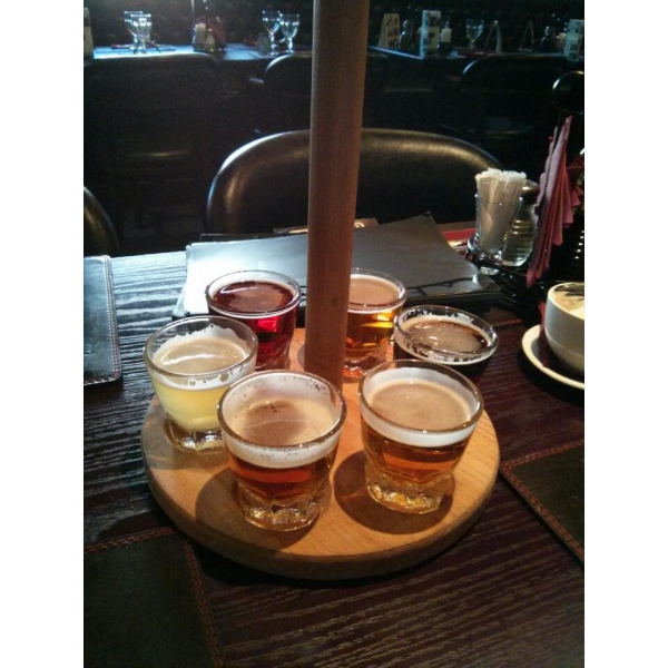 Ресторанный сервис бронирования столиков menu-rest.com - Интерьер ресторана "Ян Примус"