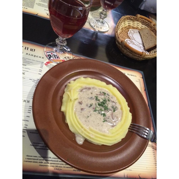 Ресторанный сервис бронирования столиков menu-rest.com - Интерьер ресторана "Хмель & Эль"