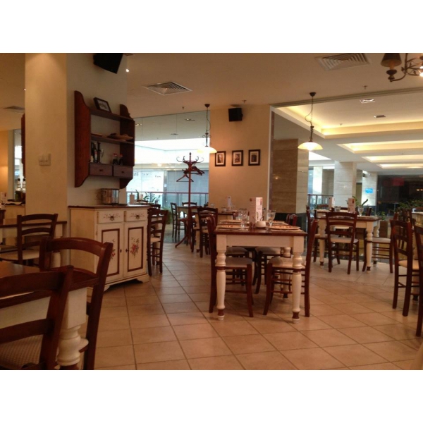 Ресторанный сервис бронирования столиков menu-rest.com - Интерьер ресторана "Чеснок-Варенье"