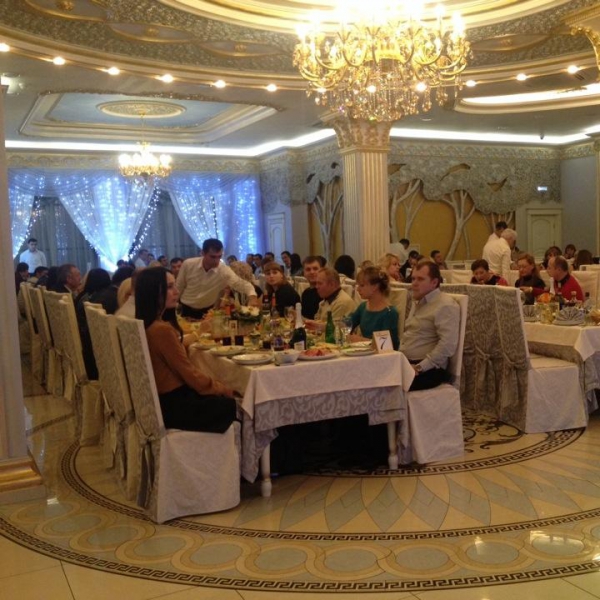 Ресторанный сервис бронирования столиков menu-rest.com - Интерьер ресторана "Золотая Роща"