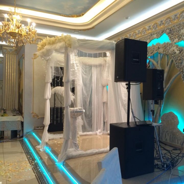 Ресторанный сервис бронирования столиков menu-rest.com - Интерьер ресторана "Золотая Роща"